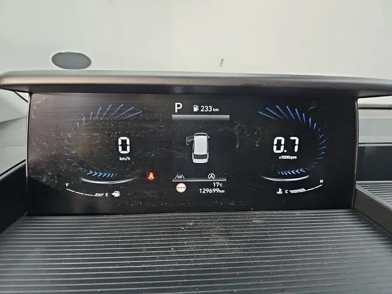 Hyundai Staria  3-Seater Smart, снимка 6 - Автомобили и джипове - 56590714