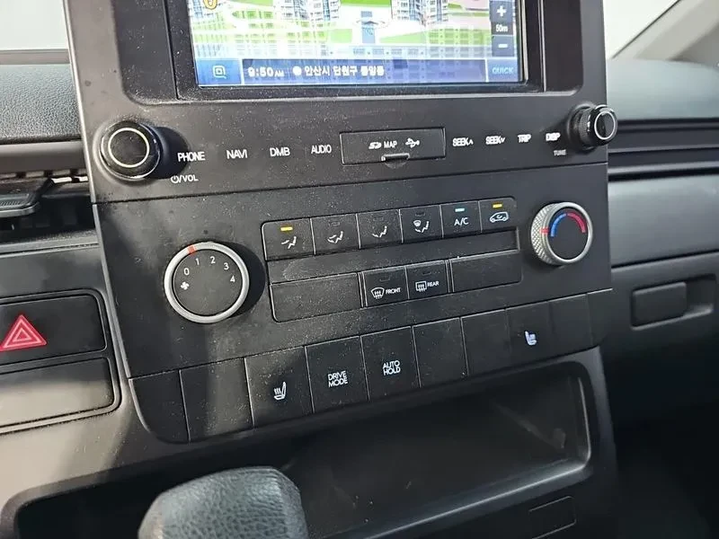 Hyundai Staria  3-Seater Smart, снимка 16 - Автомобили и джипове - 56590714