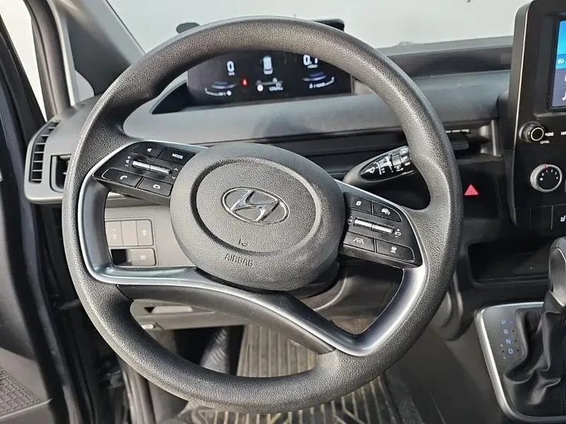 Hyundai Staria  3-Seater Smart, снимка 8 - Автомобили и джипове - 56590714