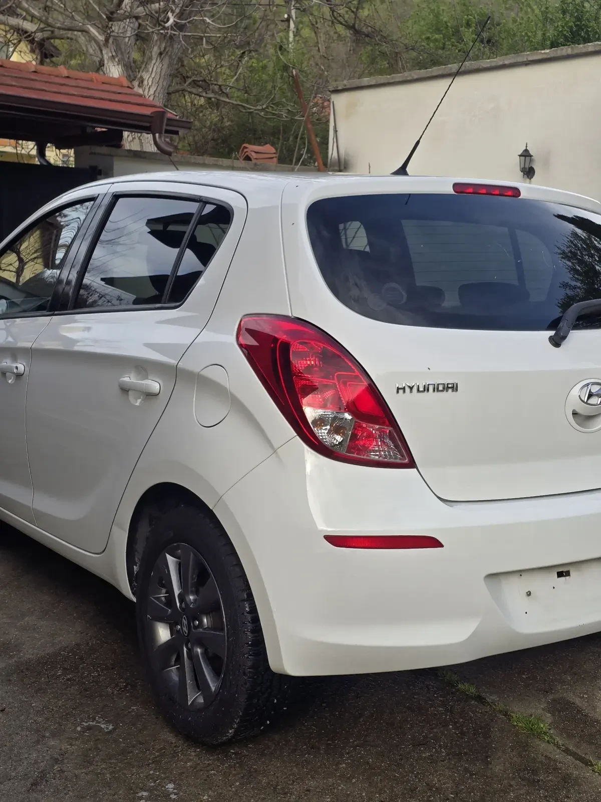 Hyundai I20 1.4  - изображение 6