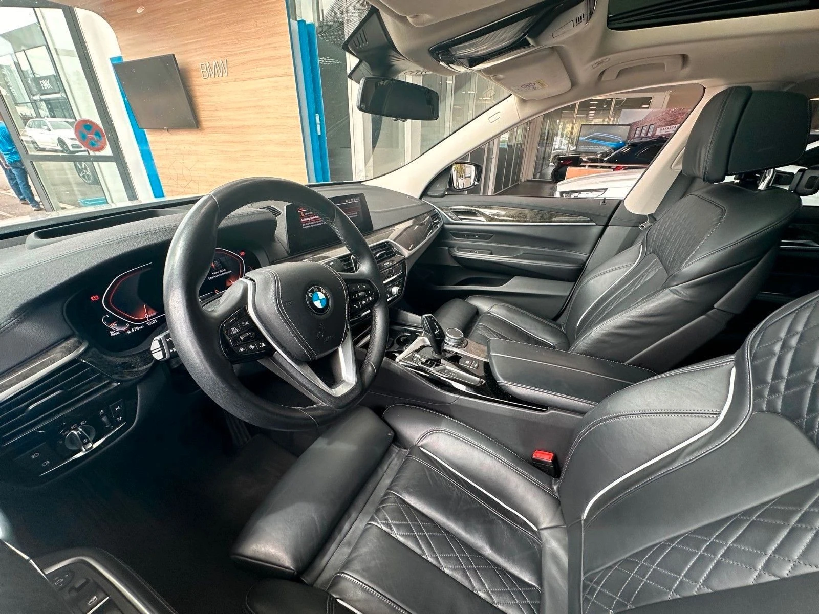 BMW 6 GT 640d/320HP/LUXURY/PANO/HUD/INDIVIDUAL/CAM/562v - изображение 5