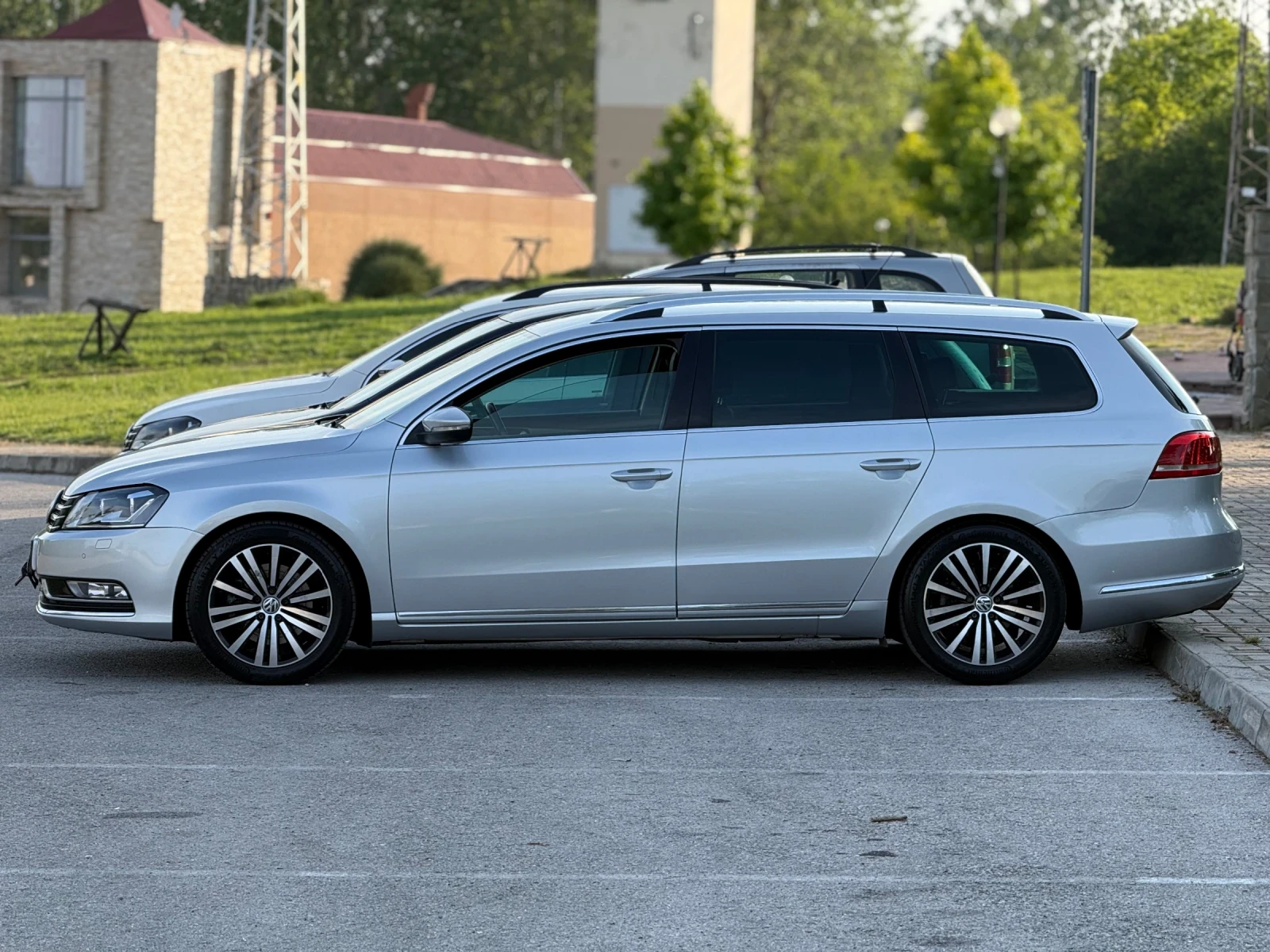 VW Passat 2.0TDI FACELIFT - изображение 7