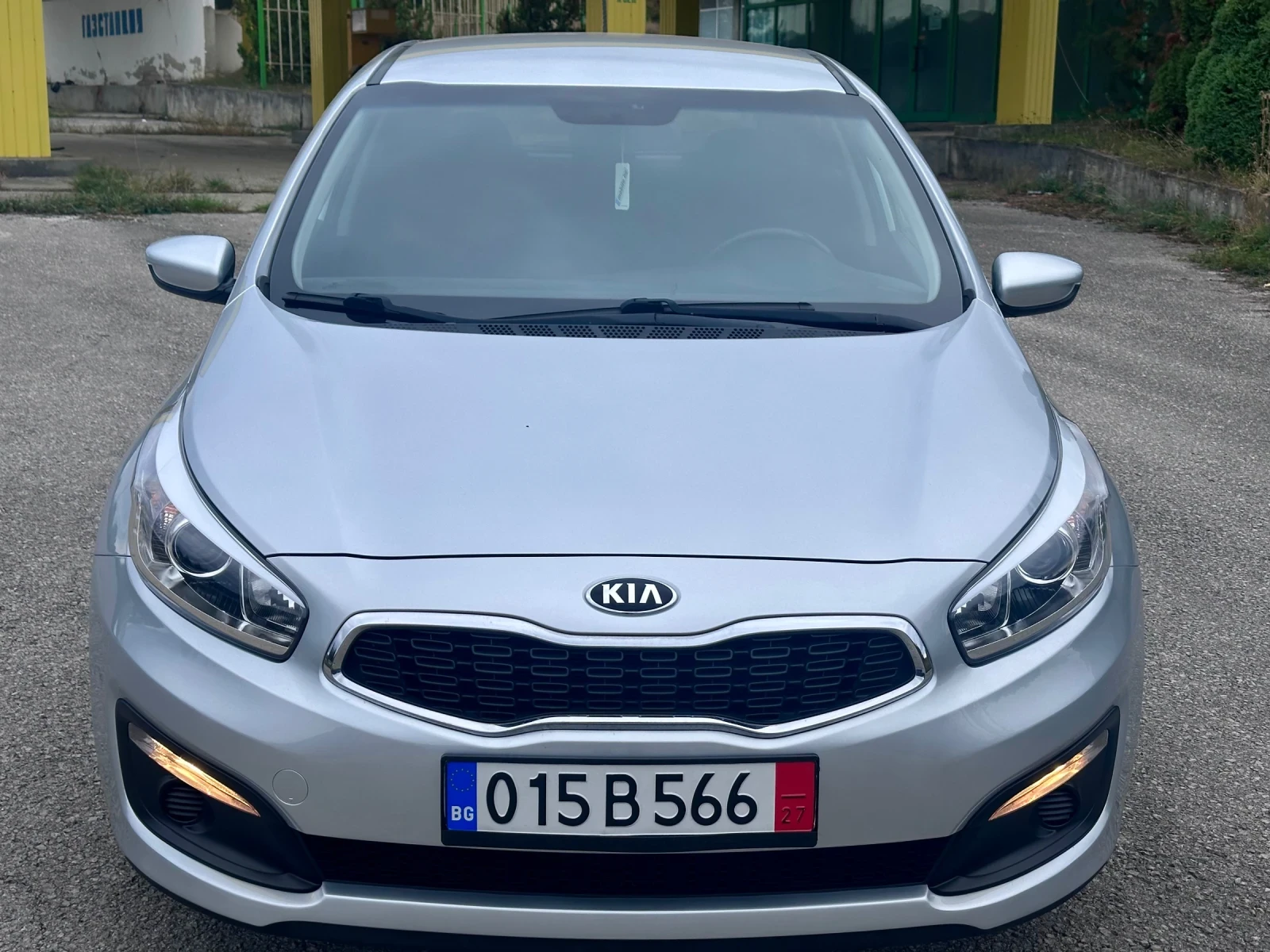 Kia Ceed 1.4 MPi 2015 88 хил км !!! - изображение 2