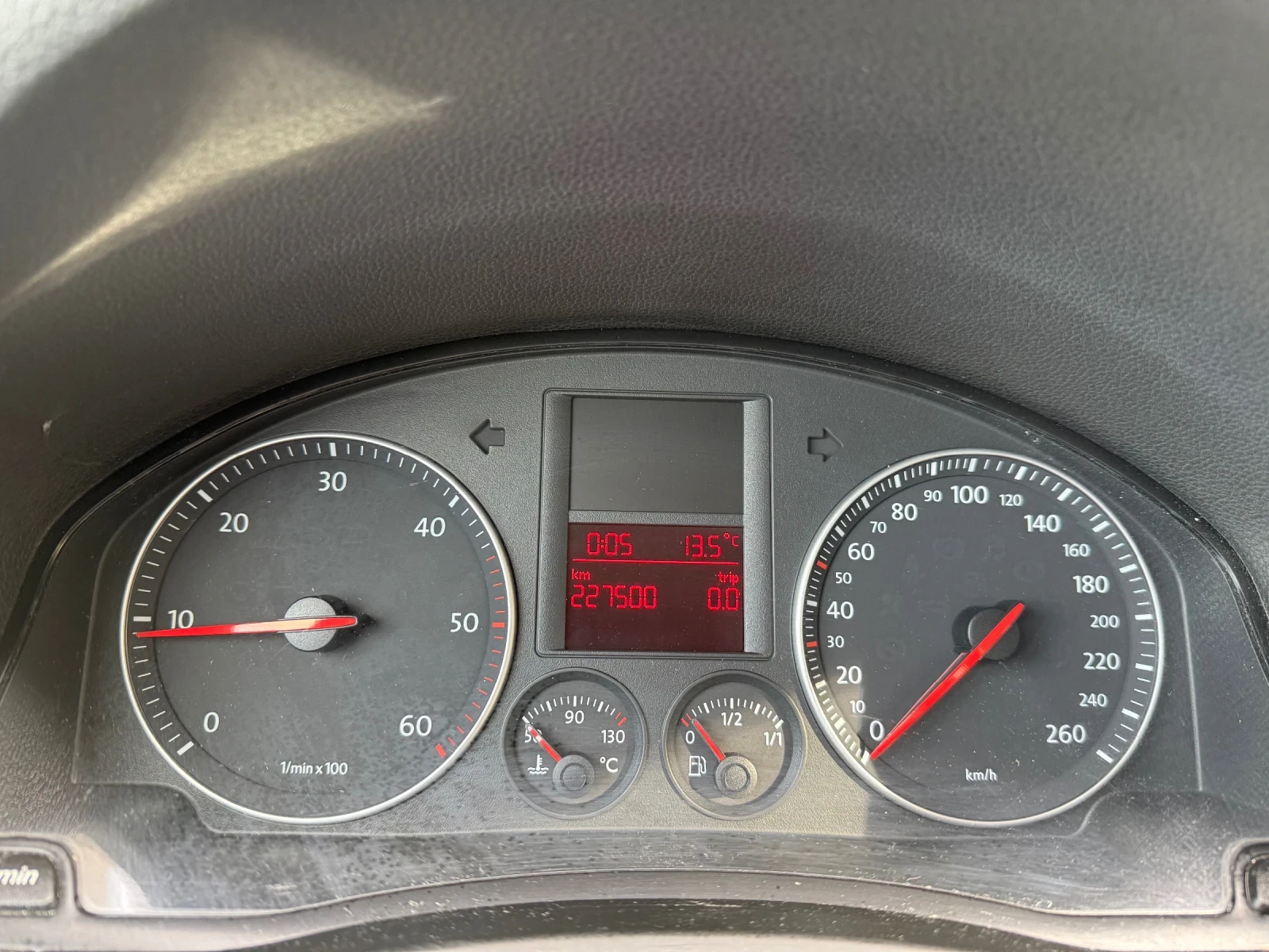 VW Golf 1.9TDI  | Mobile.bg   12