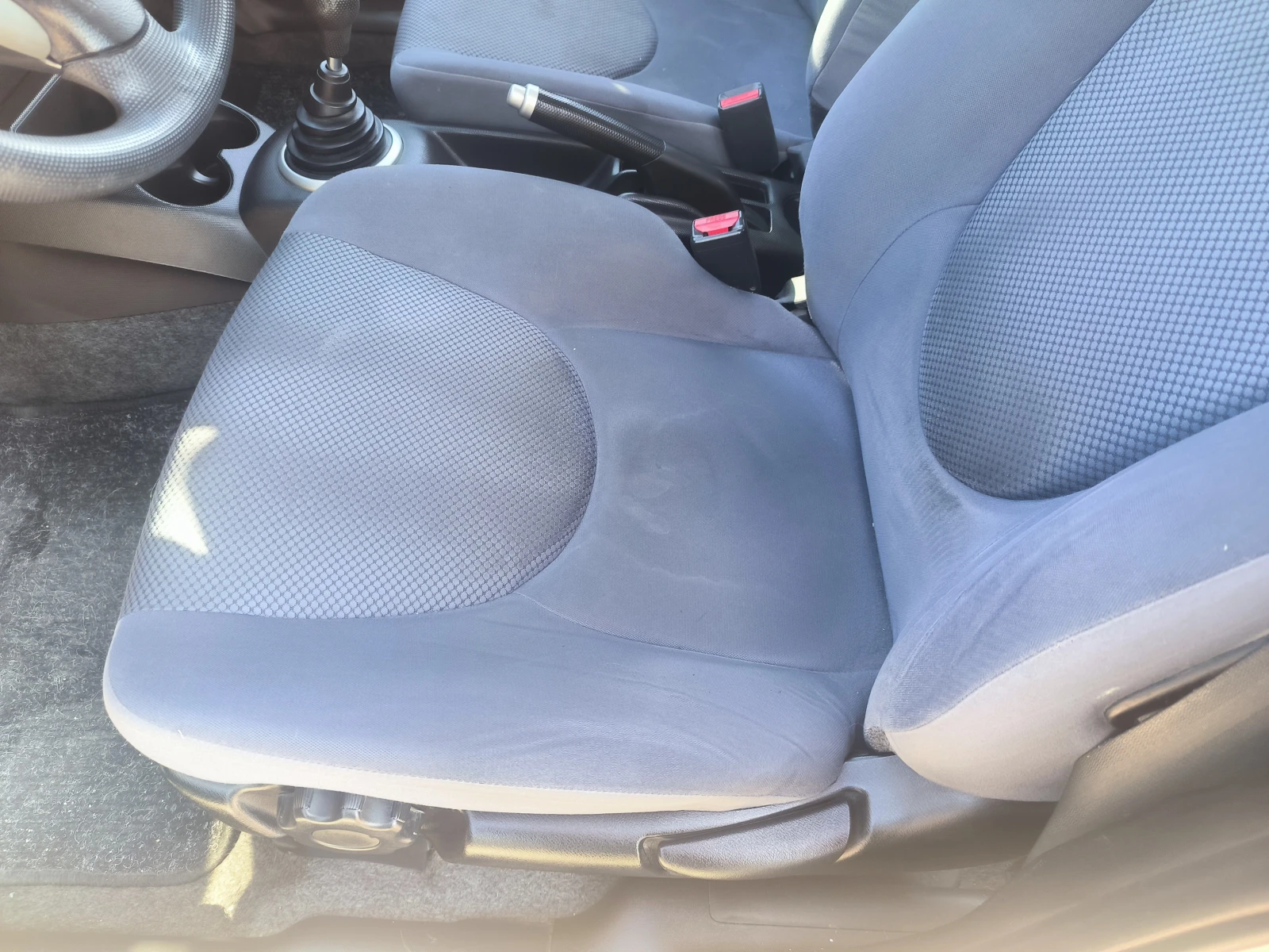 Honda Jazz 1, 4 I - изображение 7