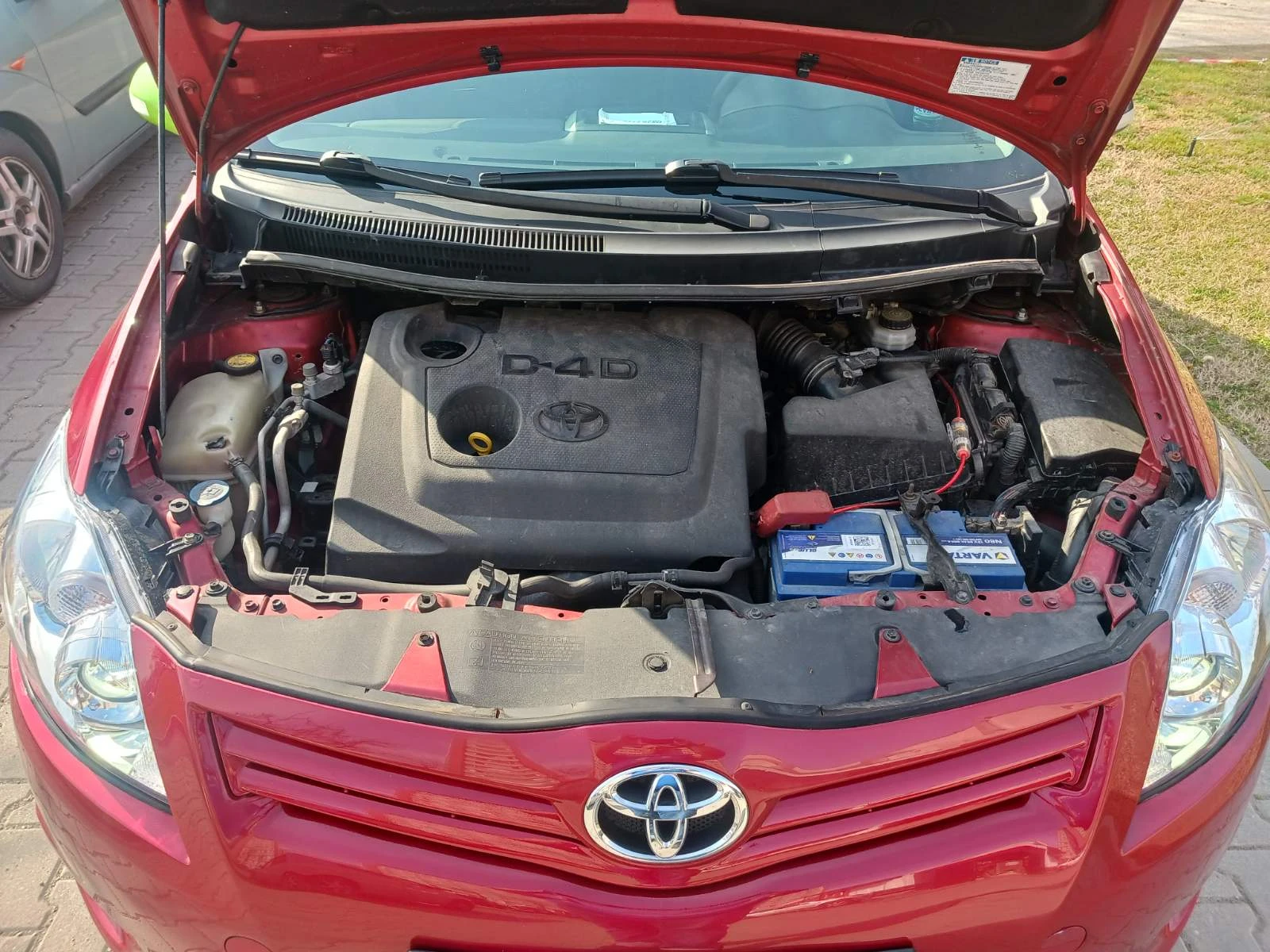 Toyota Auris, снимка 6 - Автомобили и джипове - 53722956