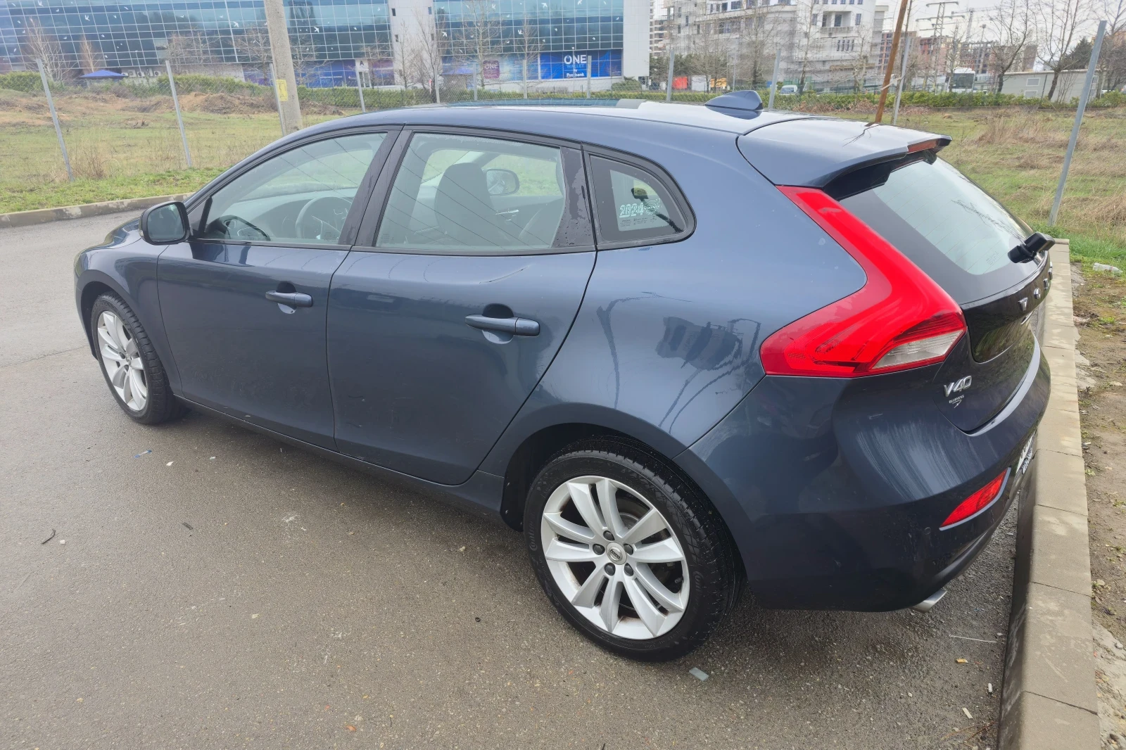 Volvo V40 D3, снимка 4 - Автомобили и джипове - 54005748