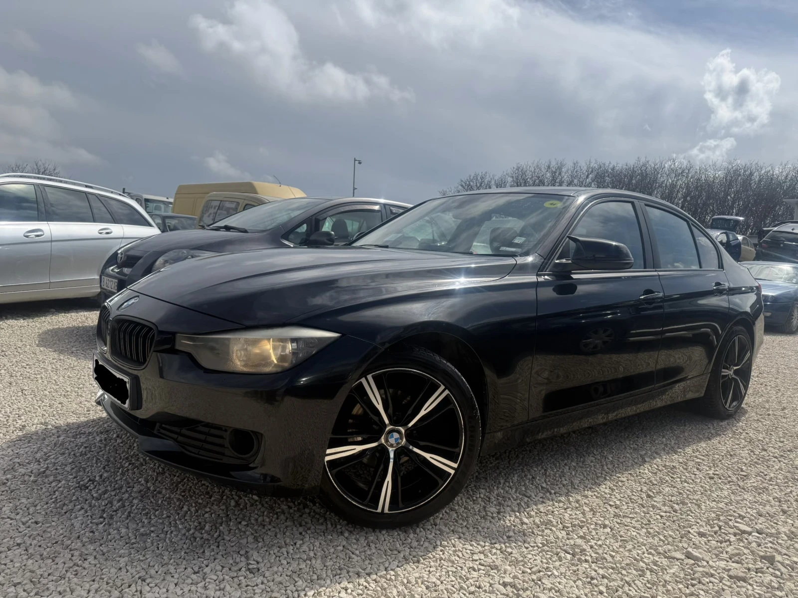 BMW 320 D ДЕСЕН АВТОМАТИК БАРТЕР ЛИЗИНГ, снимка 1 - Автомобили и джипове - 54177521