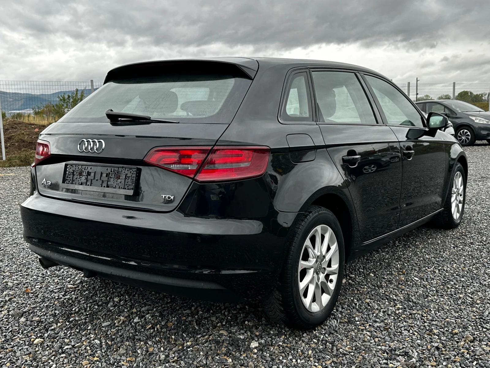 Audi A3 1.6 TDI EVRO 5, снимка 4 - Автомобили и джипове - 54195833