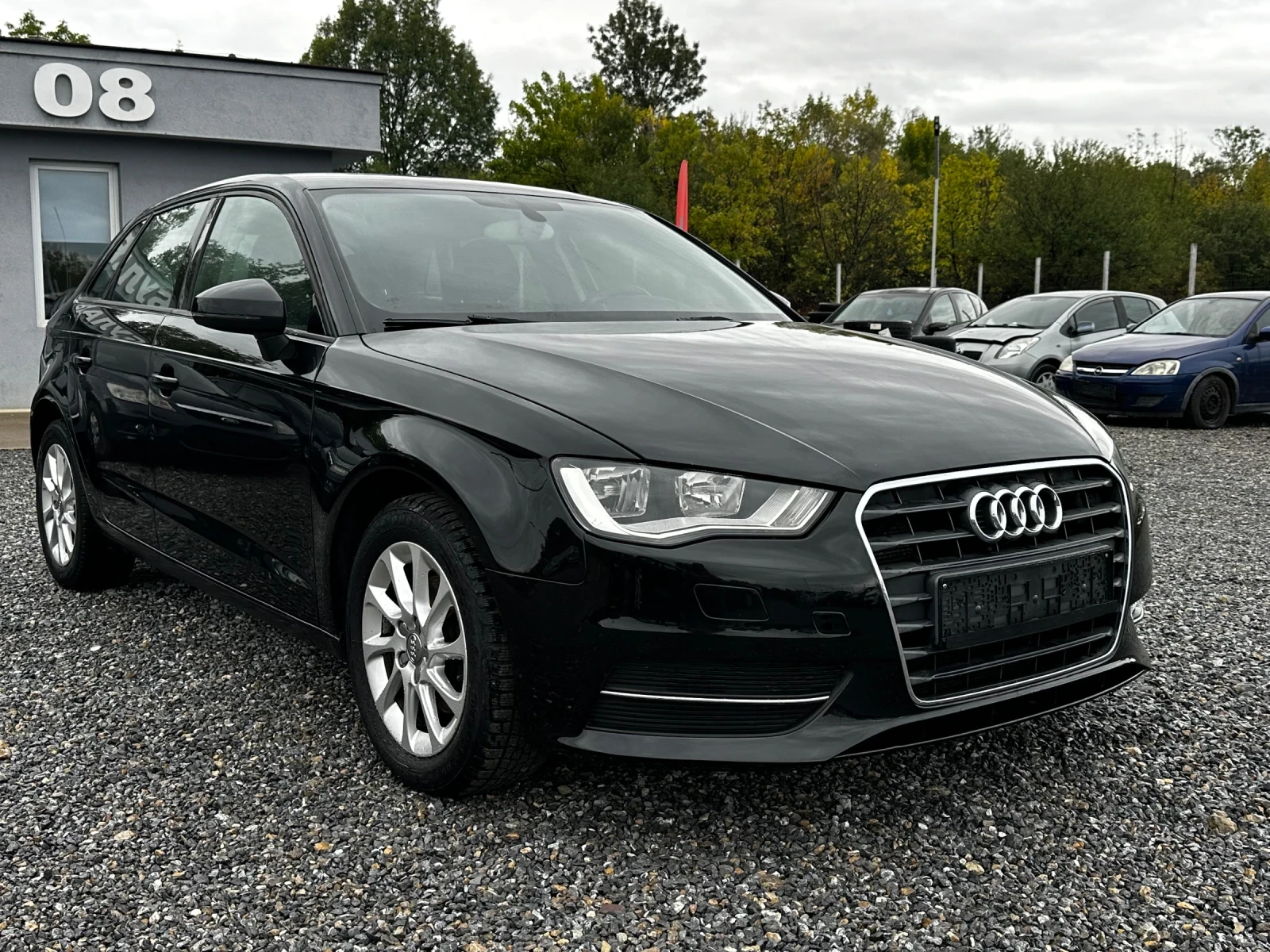 Audi A3 1.6 TDI EVRO 5, снимка 3 - Автомобили и джипове - 54195833