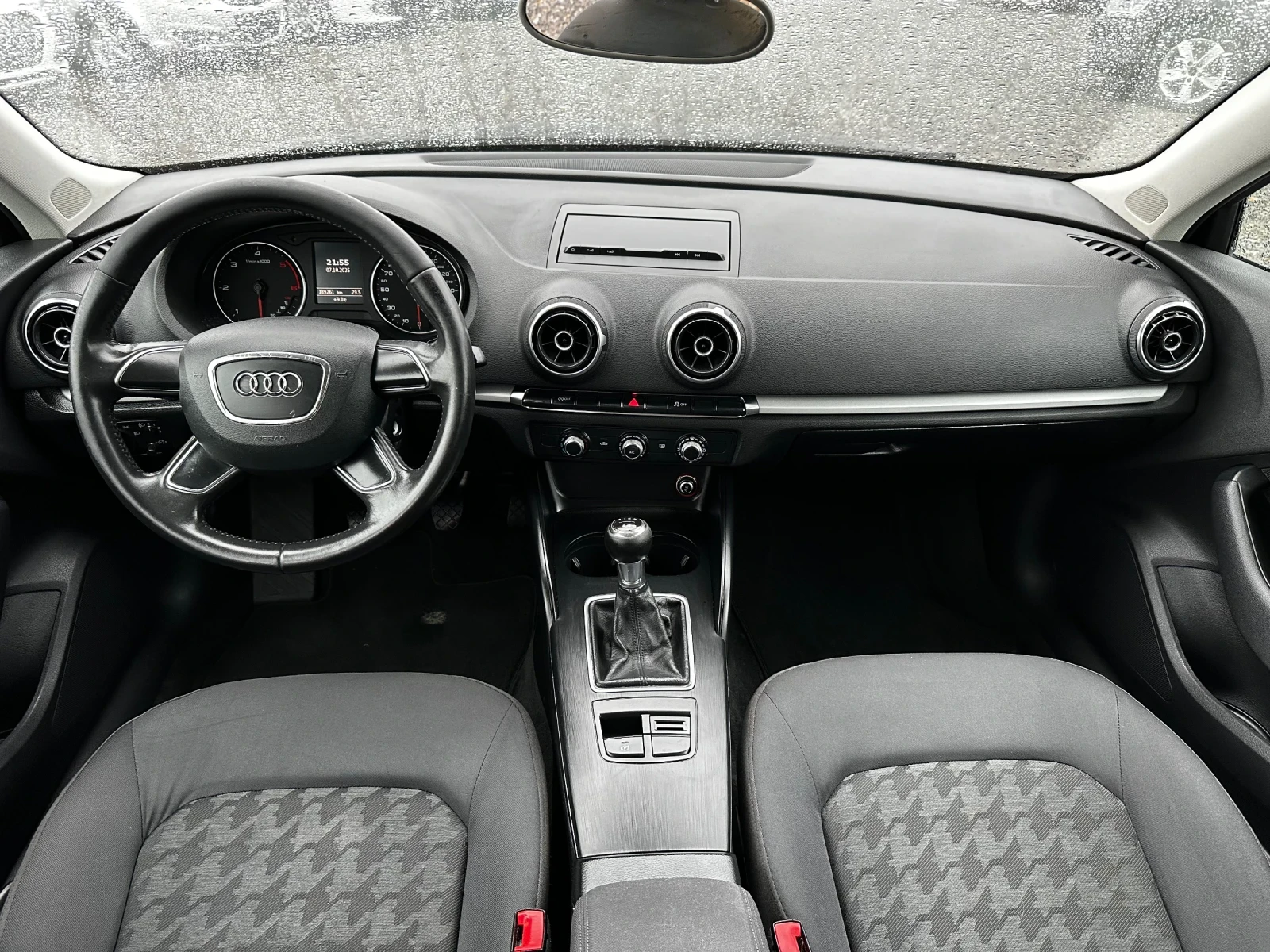 Audi A3 1.6 TDI EVRO 5, снимка 9 - Автомобили и джипове - 54195833