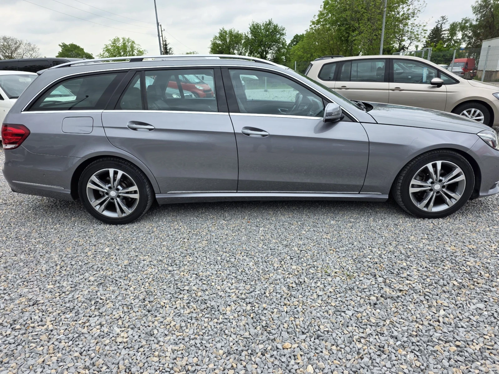 Mercedes-Benz E 220 2.2cdi 170h.p 9G tronic, снимка 4 - Автомобили и джипове - 54494022