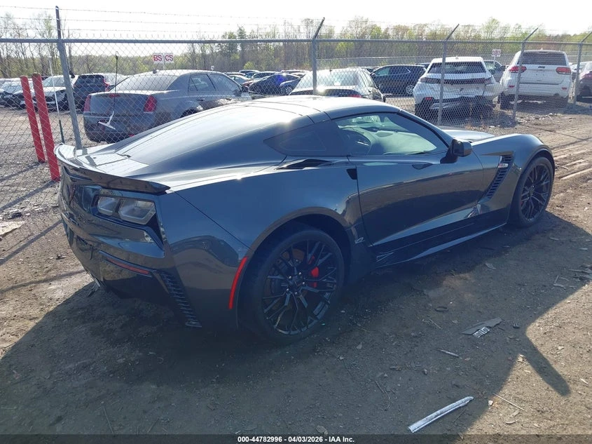 Chevrolet Corvette 6.2l Z06, снимка 4 - Автомобили и джипове - 54773548