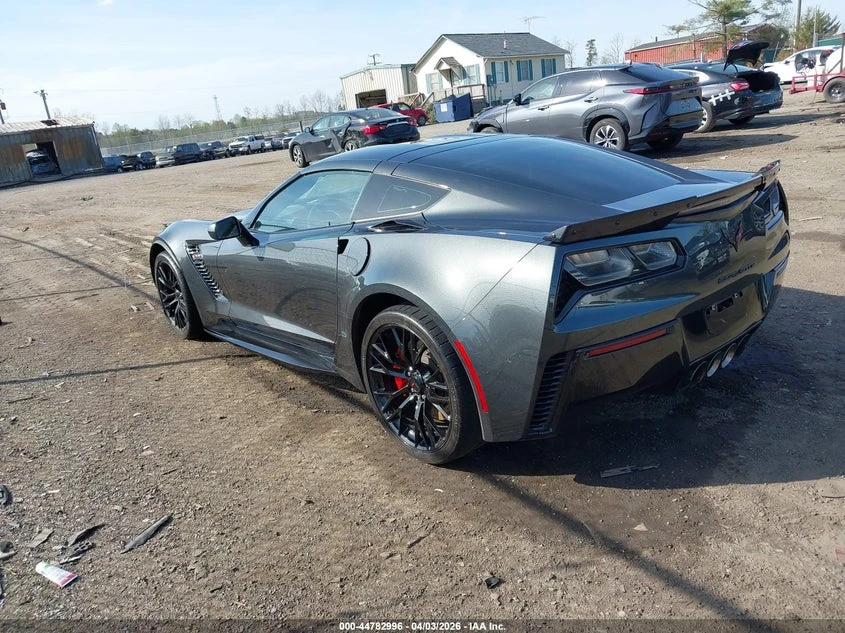 Chevrolet Corvette 6.2l Z06, снимка 3 - Автомобили и джипове - 54773548