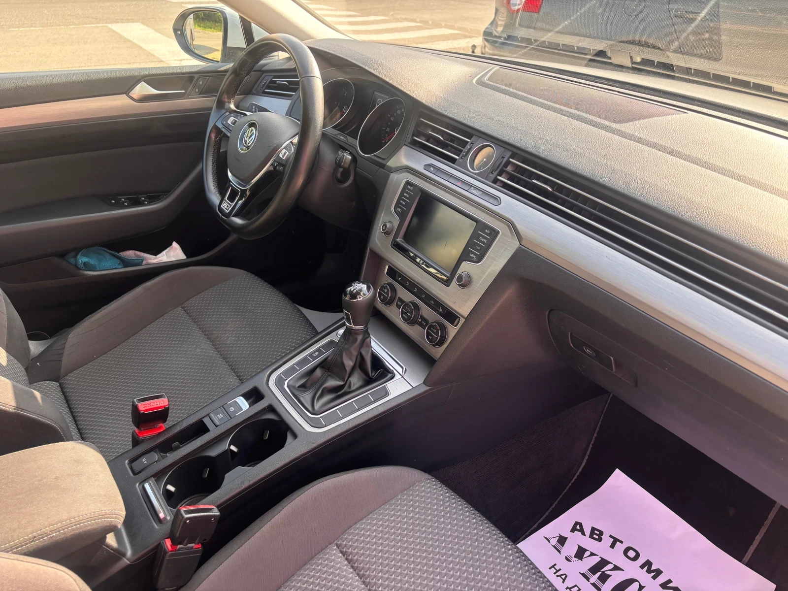 VW Passat 2.0TDI 150KC., снимка 11 - Автомобили и джипове - 54778513