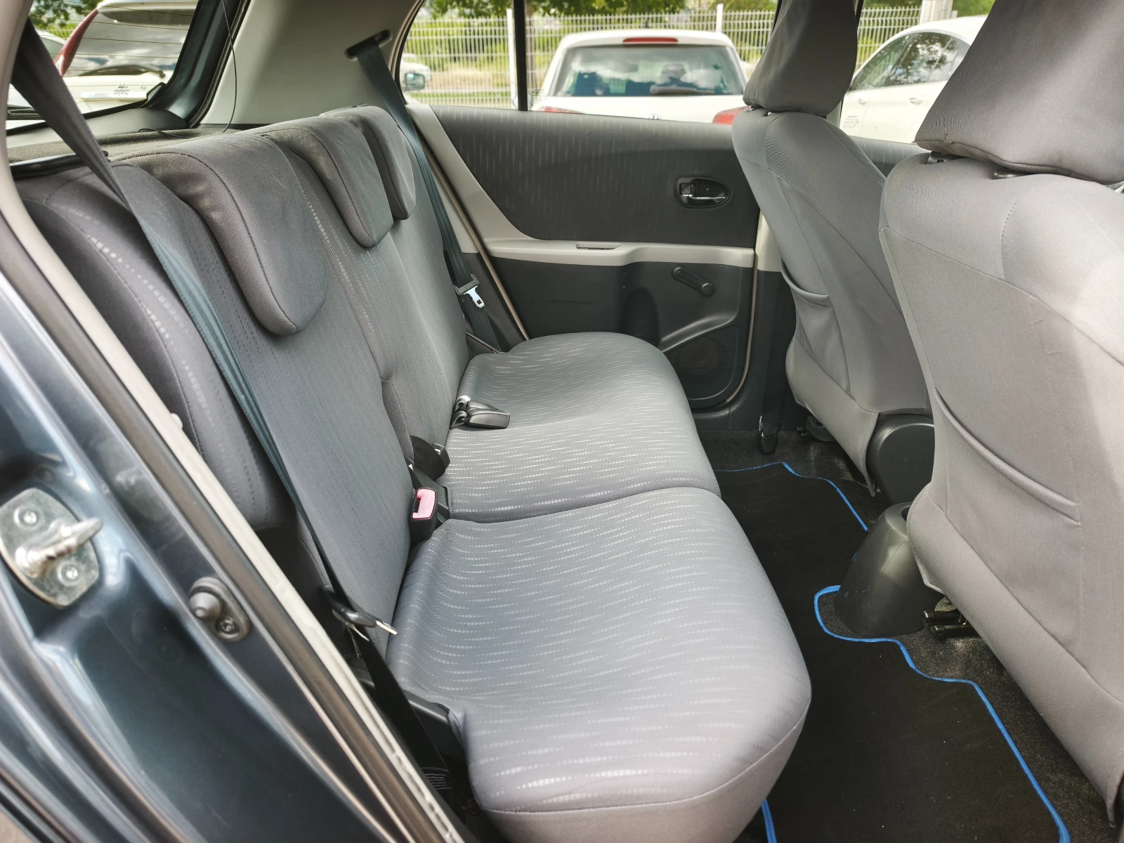 Toyota Yaris 1.3VVTI-99кс= 117х.kм= 6СК= FACELIFT= КЛИМАТРОНИ, снимка 15 - Автомобили и джипове - 54931494