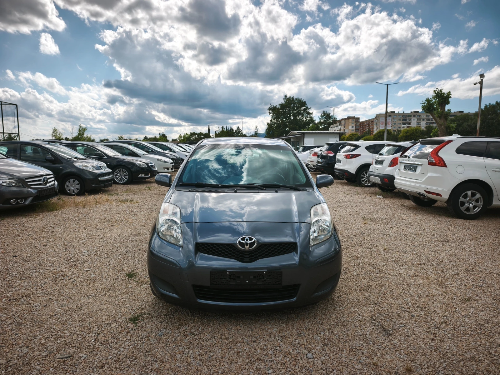 Toyota Yaris 1.3VVTI-99кс= 117х.kм= 6СК= FACELIFT= КЛИМАТРОНИ, снимка 2 - Автомобили и джипове - 54931494
