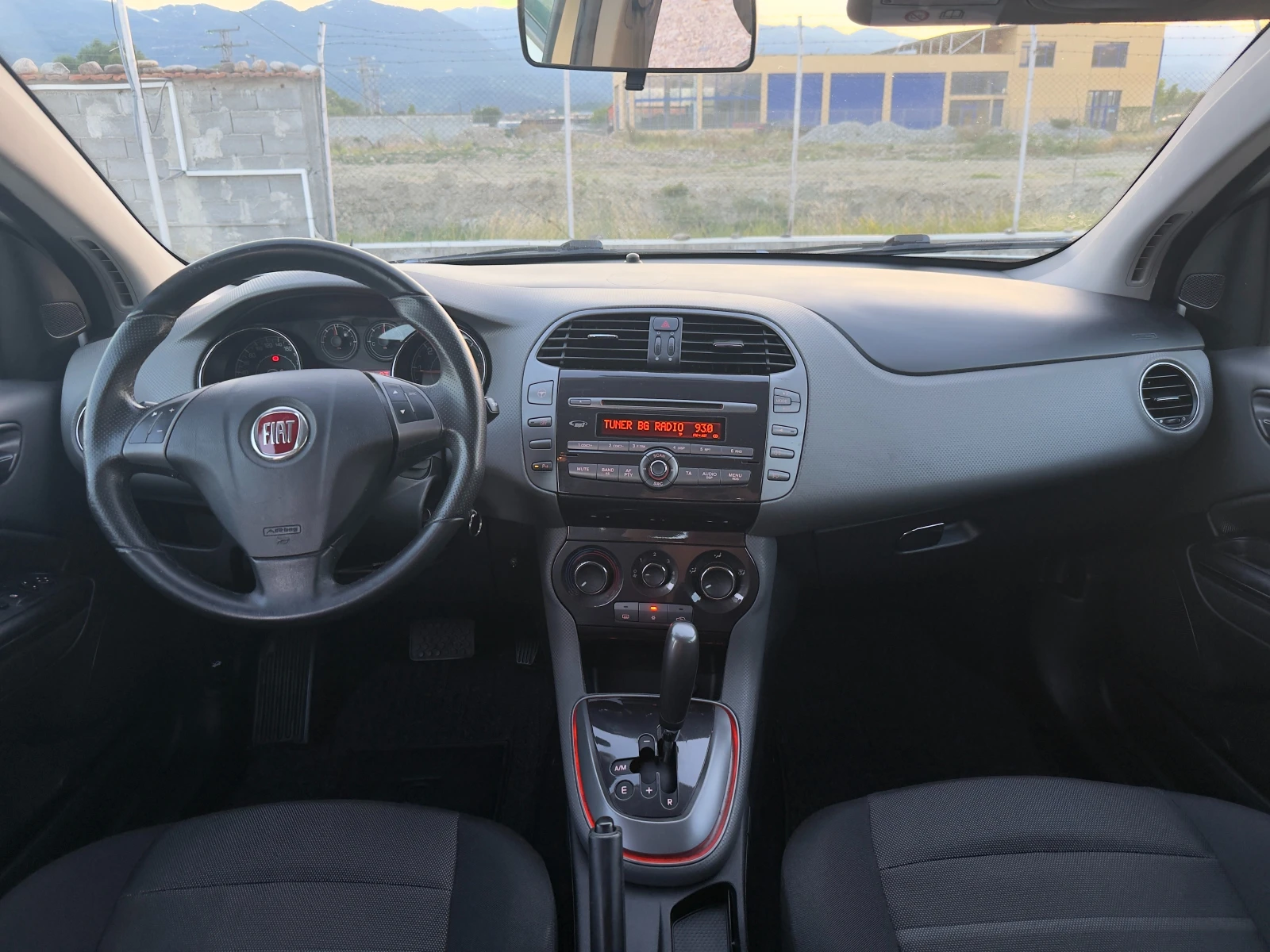 Fiat Bravo 1.6 Multijet Автомат/Парктроник/Собствен лизинг, снимка 14 - Автомобили и джипове - 55269562