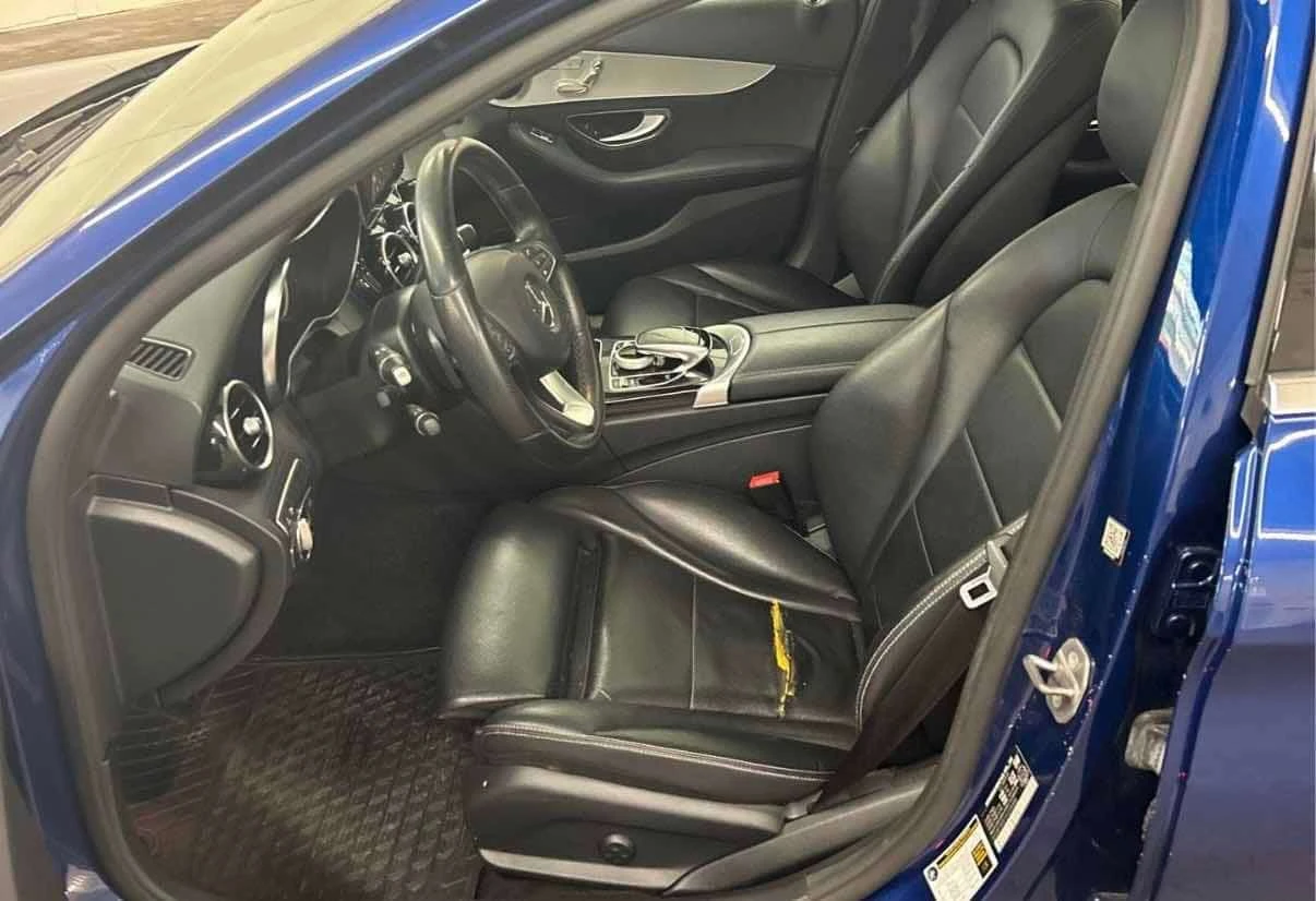Mercedes-Benz C 300 AMG Line * CARFAX * 118k km * , снимка 5 - Автомобили и джипове - 55371293