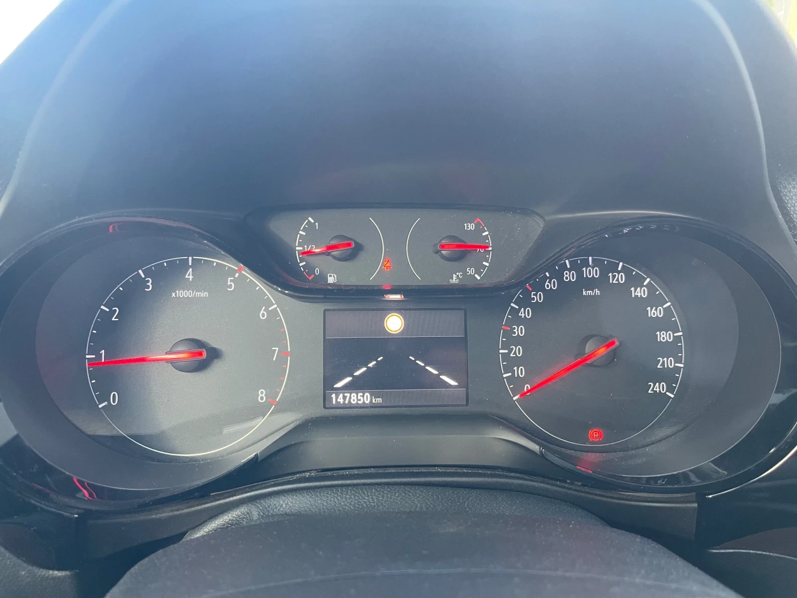 Opel Corsa 1.5d, снимка 15 - Автомобили и джипове - 55967114