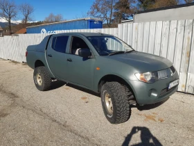 Mitsubishi L200, снимка 1