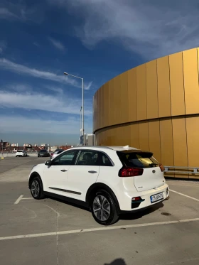 Обява за продажба на Kia Niro e-Niro 64 kWh Dynamic Line ~36 900 лв. - изображение 2 | Auto.bg Обява за продажба на Kia Niro e-Niro 64 kWh Dynamic Line ~36 900 лв. - изображение 2