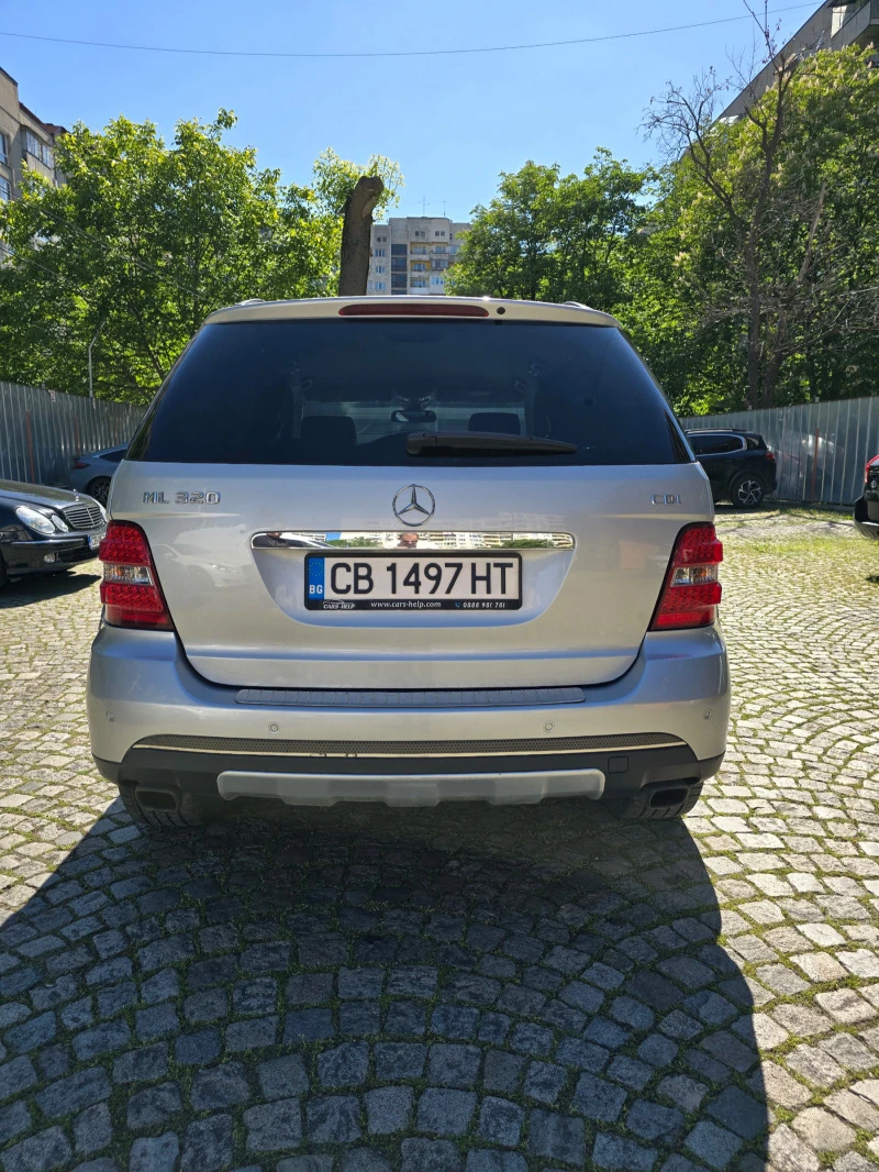 Mercedes-Benz ML 320, снимка 3 - Автомобили и джипове - 47032693