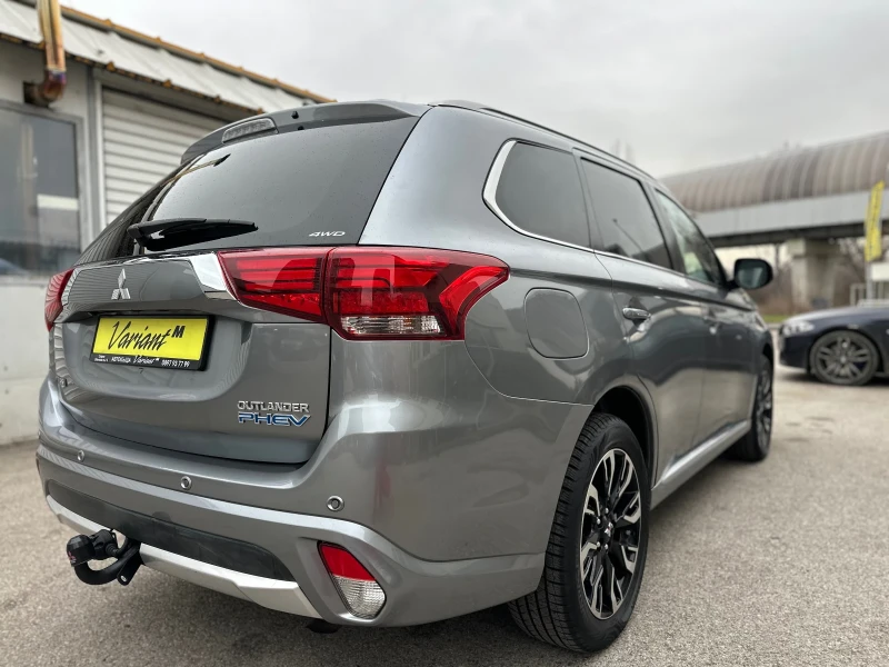 Mitsubishi Outlander * PHEV* 4X4* EXECUTIVE EDITION* * , снимка 6 - Автомобили и джипове - 48219811