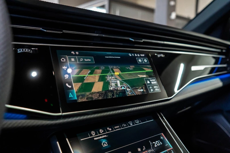 Audi SQ8 FACELIFT/ABT 650HP/CARBON/B&O/PANO/MATRIX/HEAD UP/, снимка 12 - Автомобили и джипове - 51165726