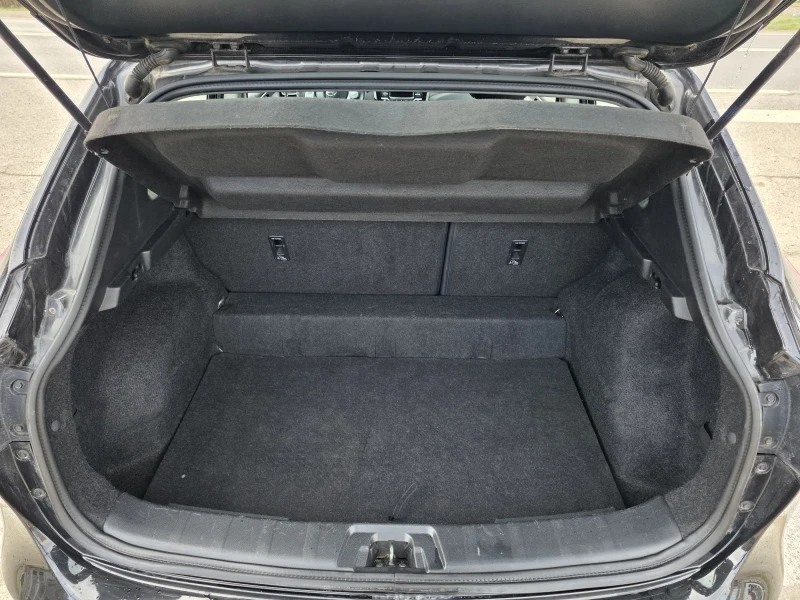 Nissan Qashqai 1.2 DIG-T ACENTA, снимка 13 - Автомобили и джипове - 52997779