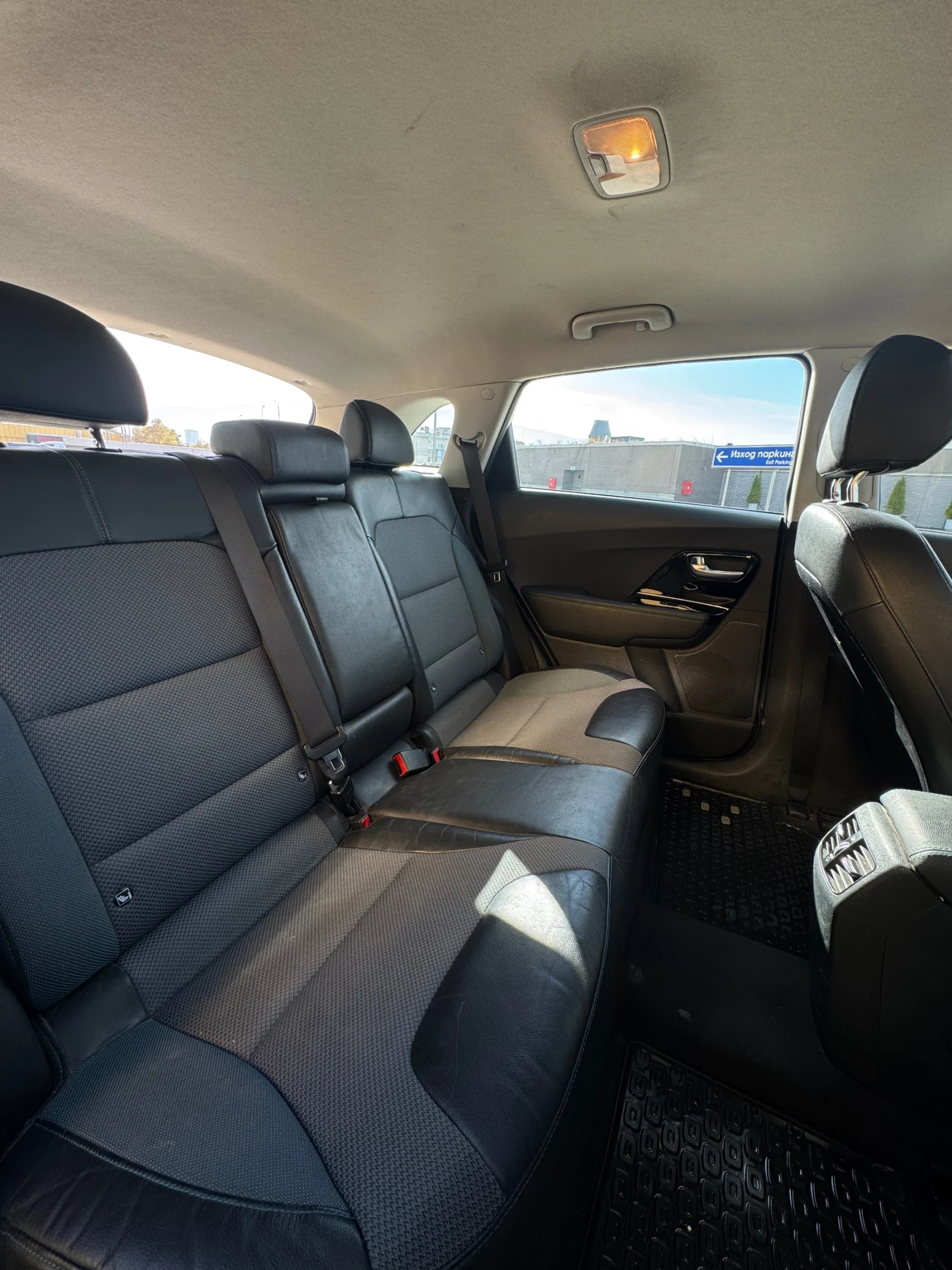 Kia Niro e-Niro 64 kWh Dynamic Line - изображение 9