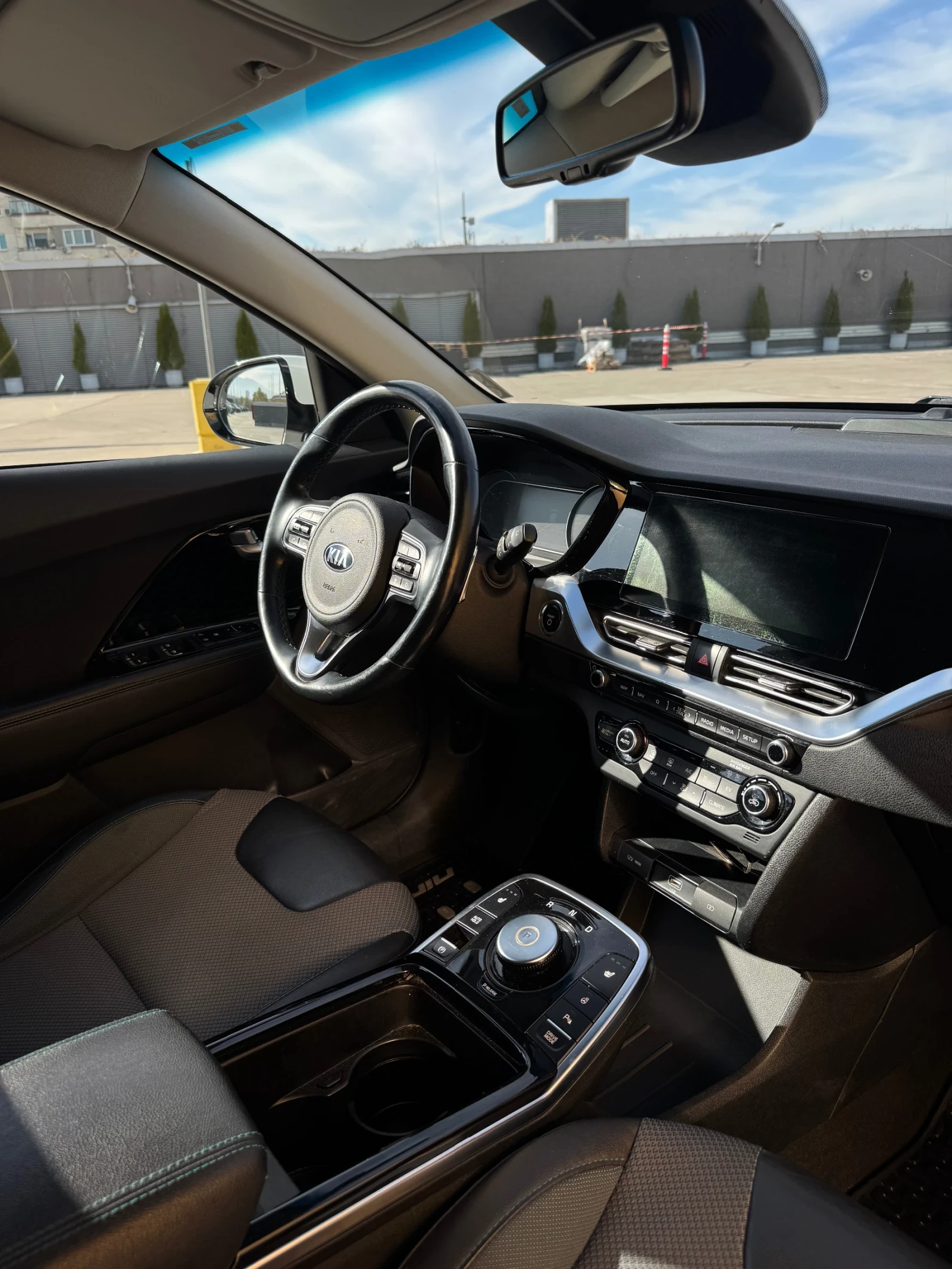 Kia Niro e-Niro 64 kWh Dynamic Line | Mobile.bg   14