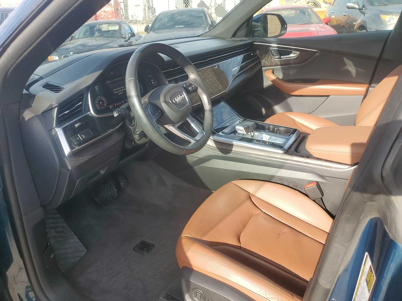 Audi Q8 Tehnik* Distronic* Matrix* 360* B&O* S-line, снимка 5 - Автомобили и джипове - 54604561