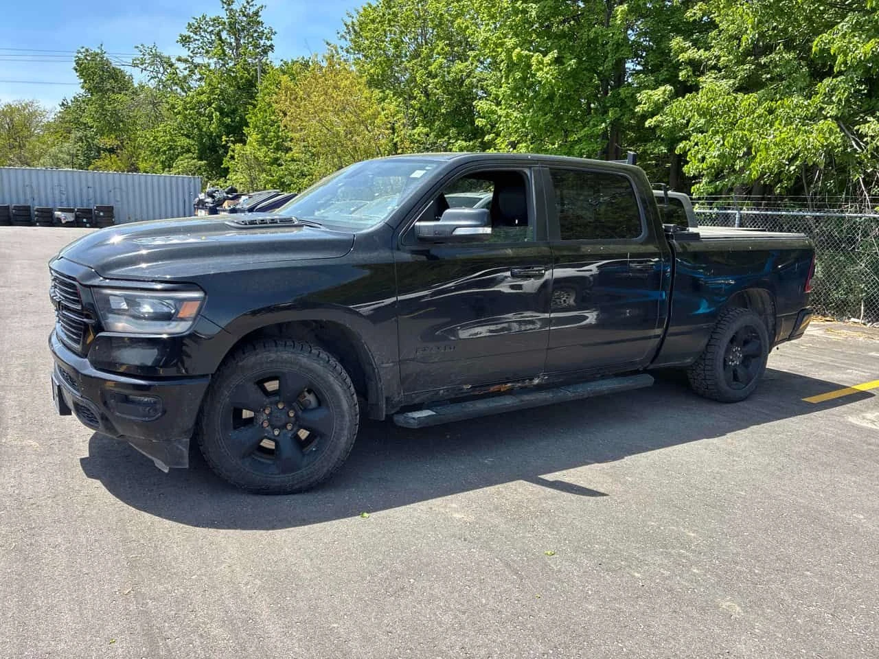 Dodge RAM 1500 * Sport * CARFAX * БЕЗ ПЪРВОНАЧАЛНА ВНОСКА, снимка 2 - Автомобили и джипове - 54776544