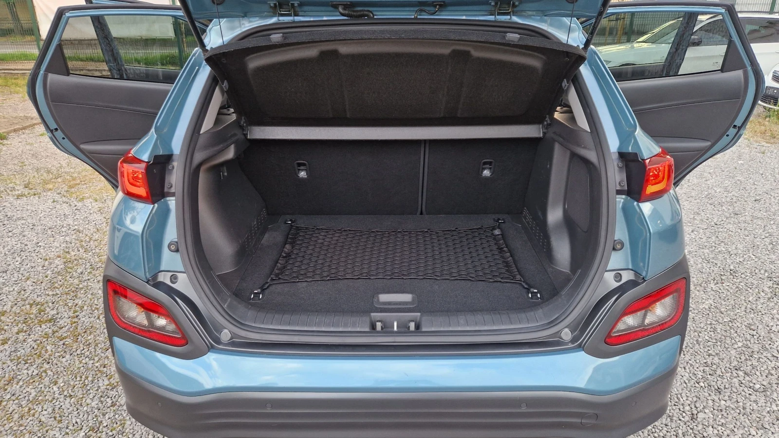 Hyundai Kona 64 kw.204 kc.55000 км.Сменена Батерия по Гаранция!, снимка 10 - Автомобили и джипове - 54853288
