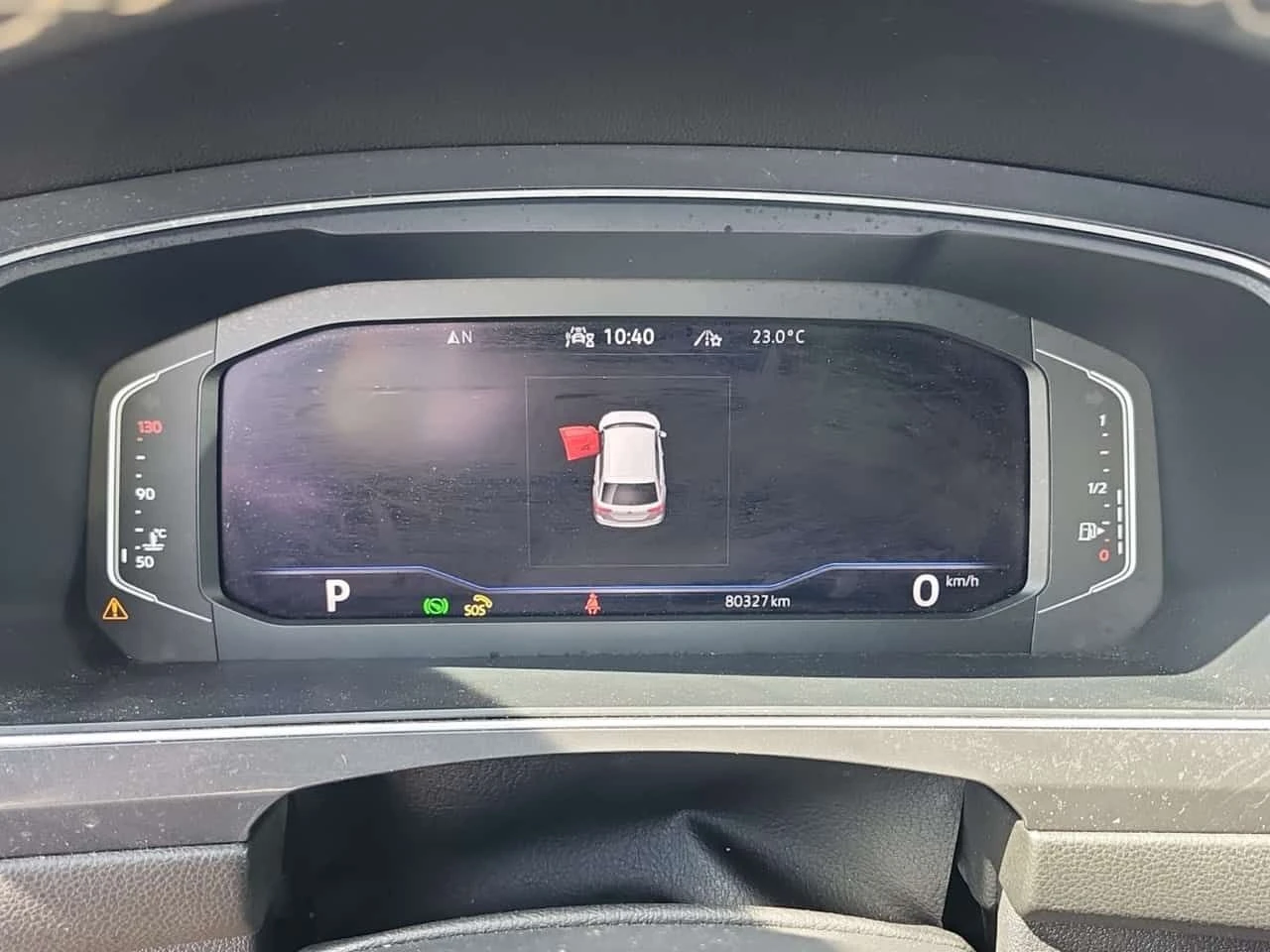 VW Tiguan Comfortline/CARFAX/Кожа/Подгрев/ФИНАНСИРАНЕ, снимка 9 - Автомобили и джипове - 55014973