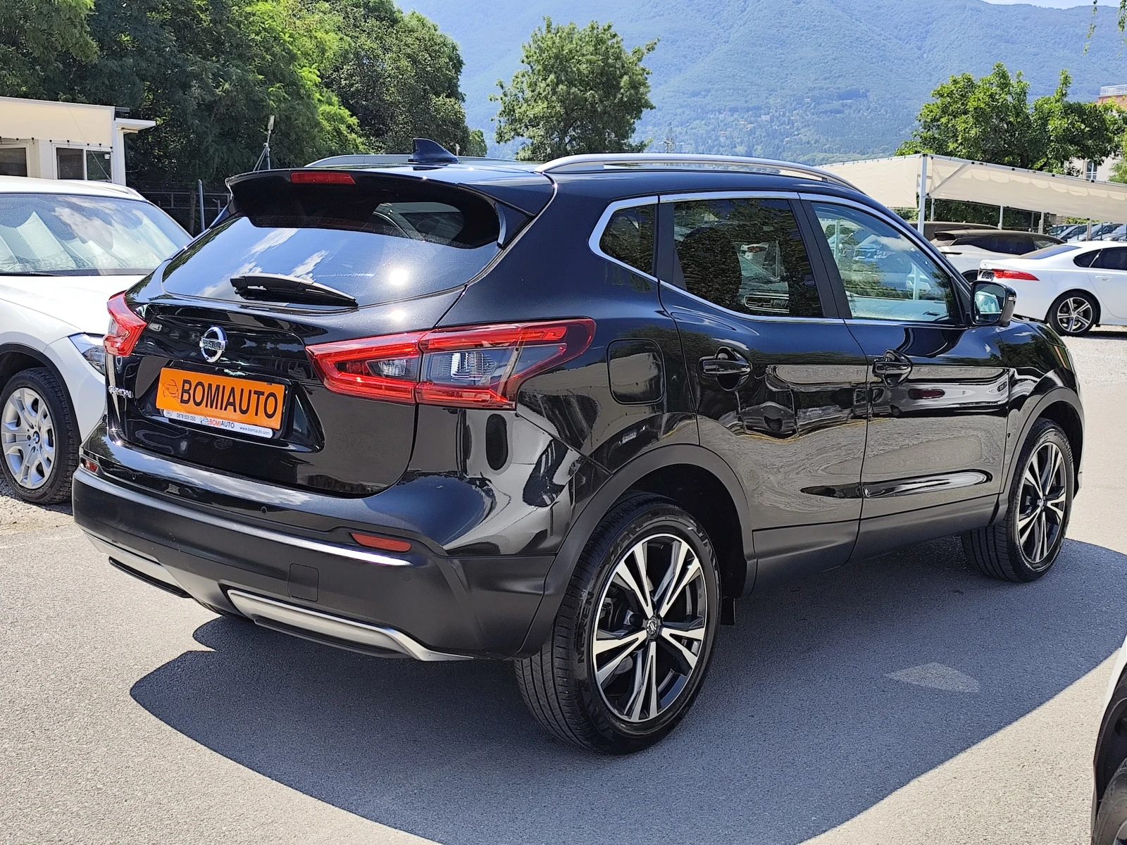 Nissan Qashqai 1.3dig-T* TEKNA* LED* EURO6D* NAVI* CAMERA 360* , снимка 4 - Автомобили и джипове - 55202228