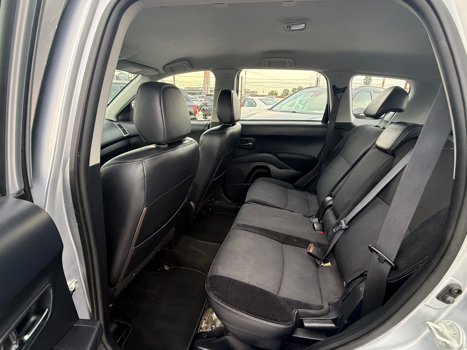 Citroen C-Crosser 4x4#F1 SKOROSTI#KOJA#ALKANTARA#, снимка 10 - Автомобили и джипове - 55311991