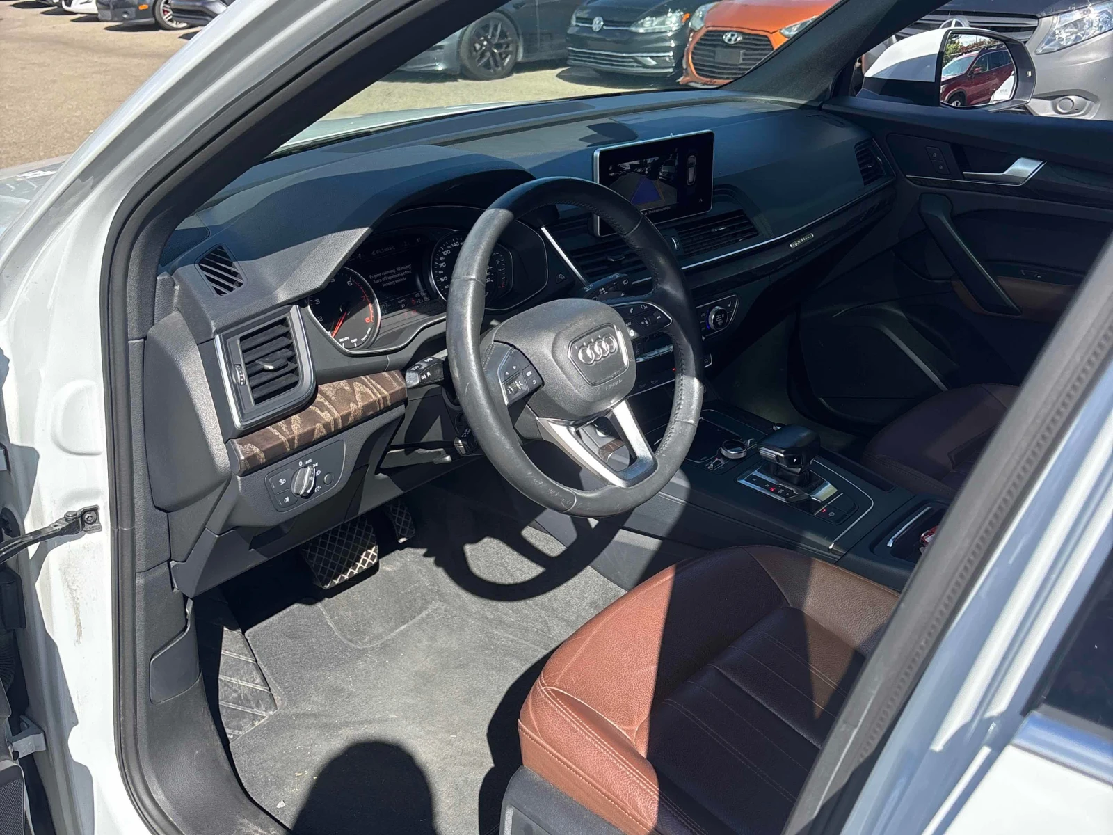 Audi Q5  Progressiv / CAMERA / CARFAX / АВТОКРЕДИТ , снимка 5 - Автомобили и джипове - 55896485