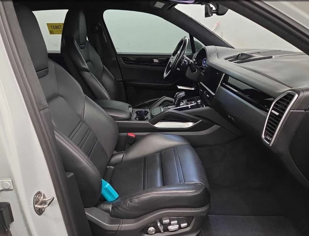 Porsche Cayenne * Turbo * CARFAX * , снимка 17 - Автомобили и джипове - 56105918