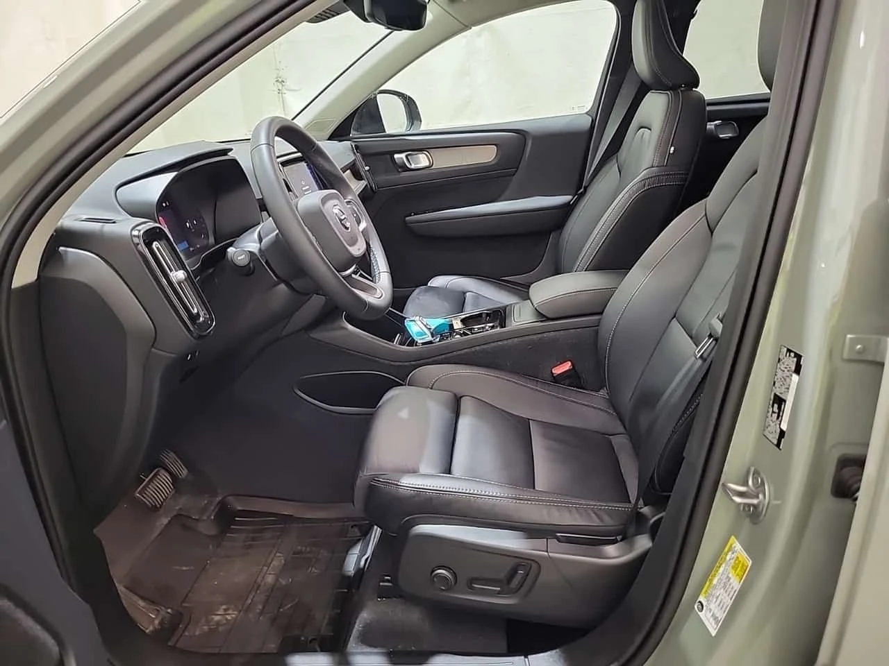 Volvo XC40 PLUS DARK THEME* ���������� ��� ������������ | Mobile.bg � ����������� 5