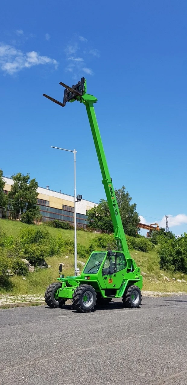 Телескопичен товарач Merlo P 60.10   4x4x4, снимка 7 - Селскостопанска техника - 49099243