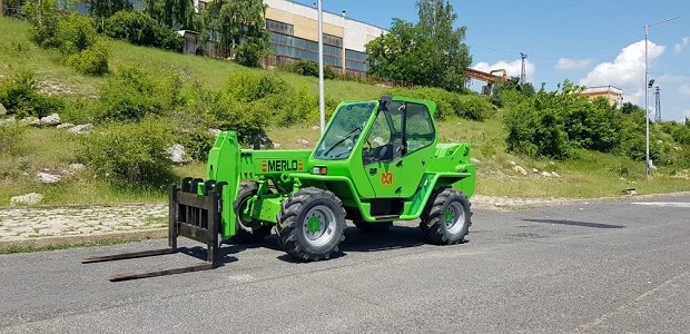 Телескопичен товарач Merlo P 60.10   4x4x4, снимка 1 - Селскостопанска техника - 49099243