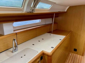 Ветроходна лодка Jeanneau  Sun Odyssey 49i, снимка 8