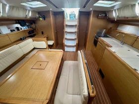 Ветроходна лодка Jeanneau  Sun Odyssey 49i, снимка 9 - Воден транспорт - 48390214