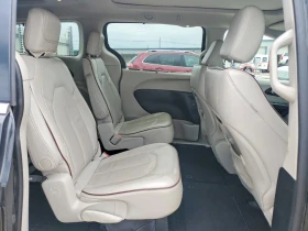 Chrysler Pacifica 3.6l Limited, снимка 11