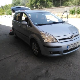 Toyota Corolla verso, снимка 2