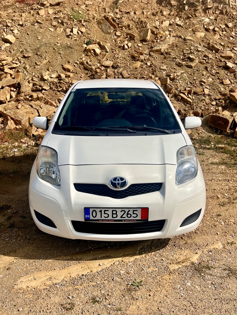 Toyota Yaris 1.4-D4D* ТОП СЪСТОЯНИЕ* НОВА!, снимка 2 - Автомобили и джипове - 47240908