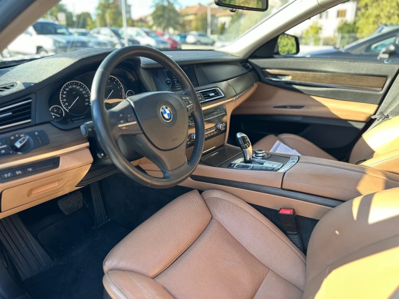 BMW 750 LI, снимка 7 - Автомобили и джипове - 47424578