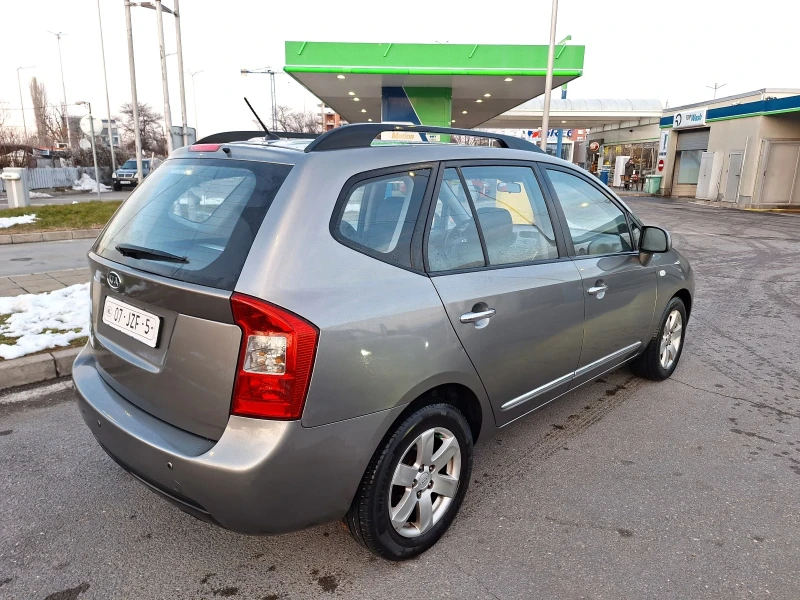 Kia Carens 2.0 газ-бензин 2010г., снимка 3 - Автомобили и джипове - 48501604